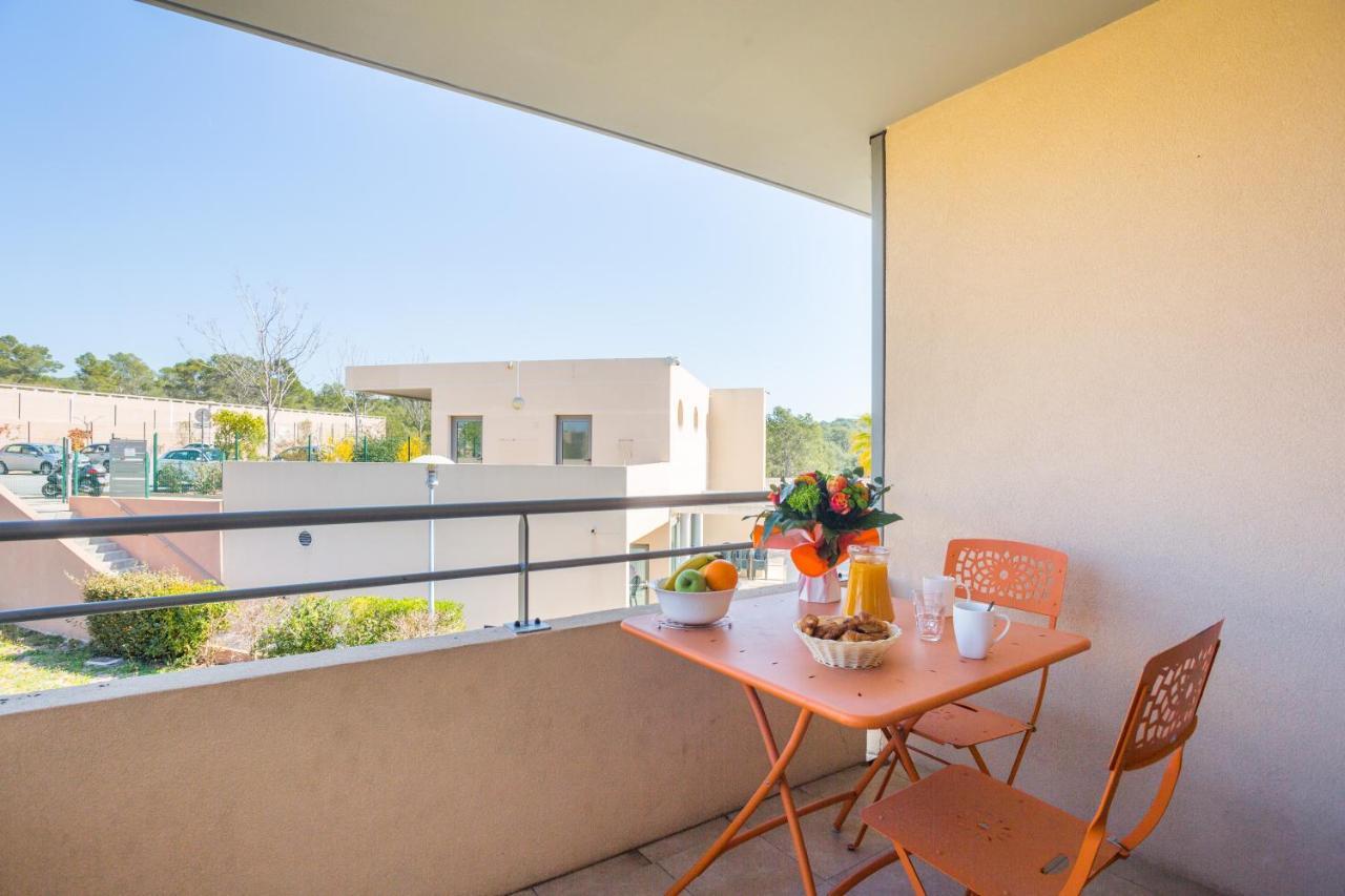 Les Parasols D'Argens Roquebrune-sur-Argens Exterior photo